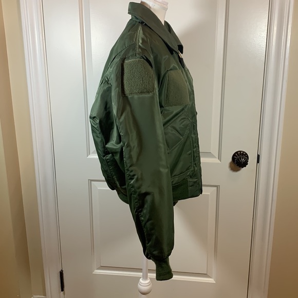 NWOT ultra force puffer bomber jacket military green - Picture 3 of 15
